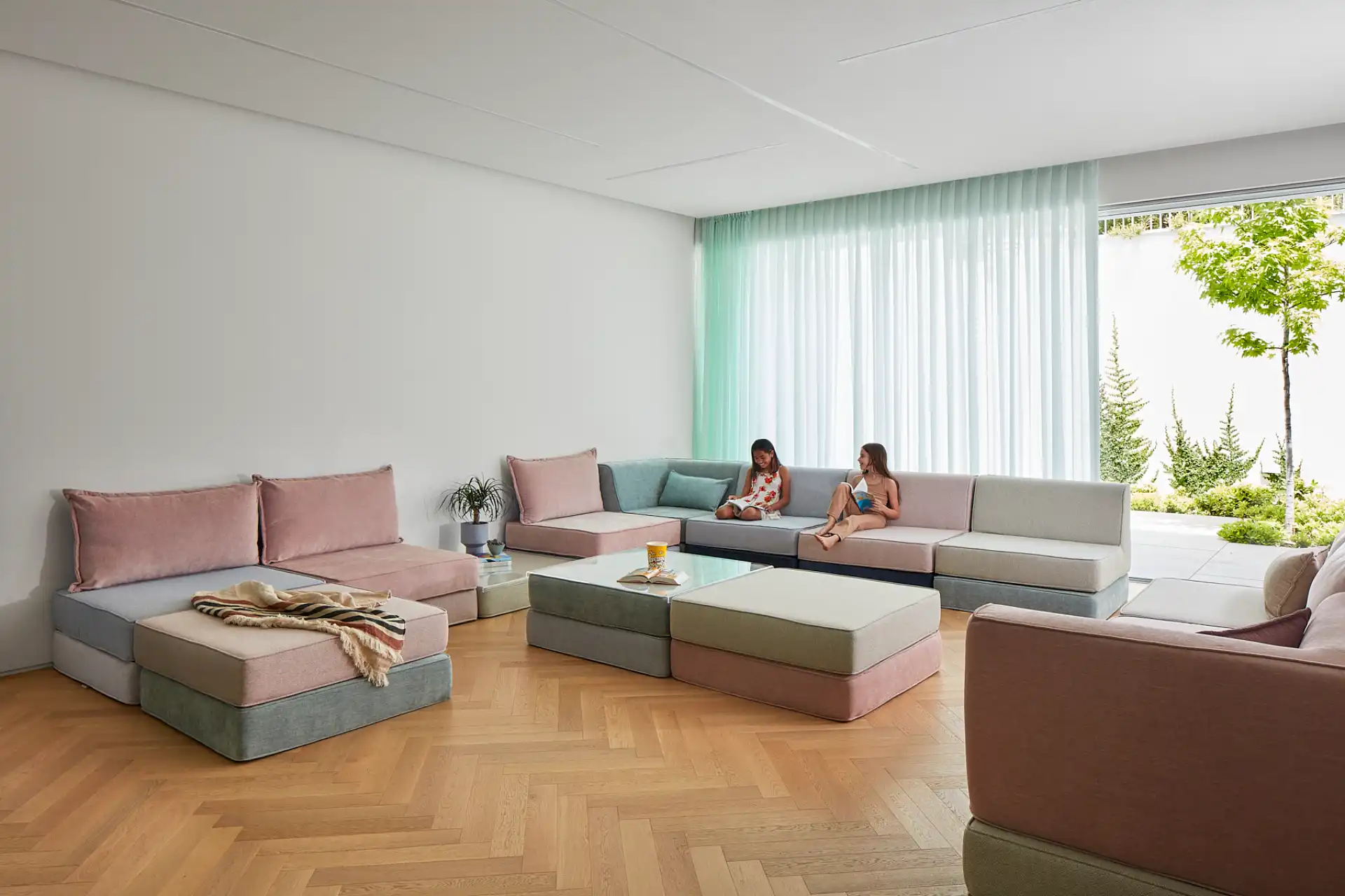 Living room kids