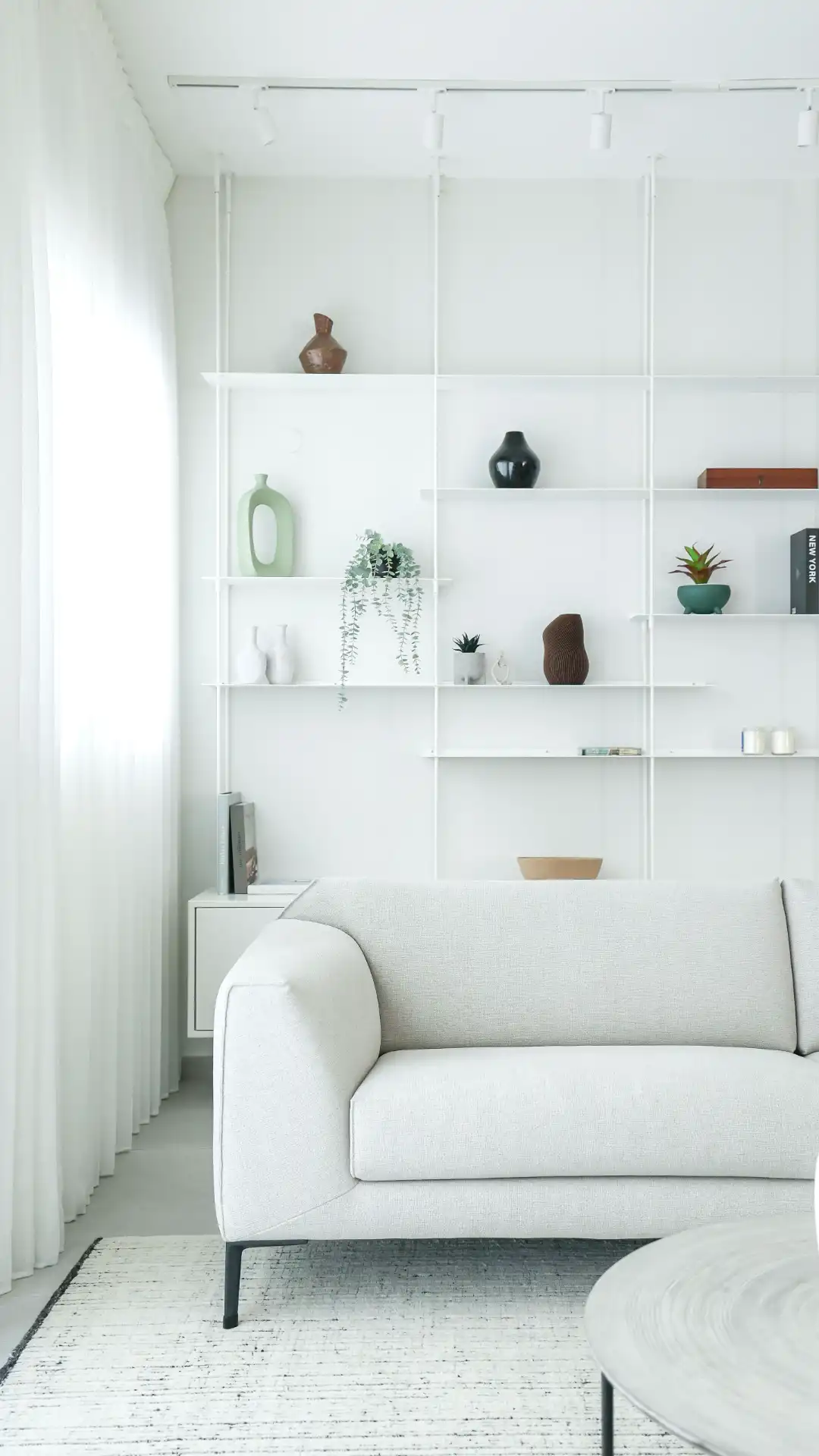 Herzliya living room + drresser
